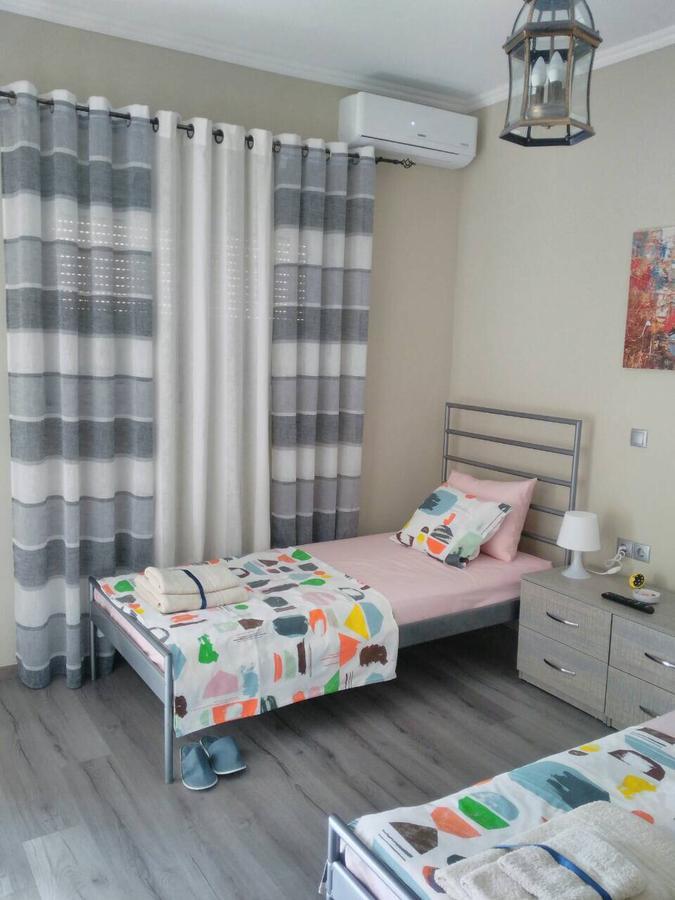 Petro'S Apartment Korce Esterno foto