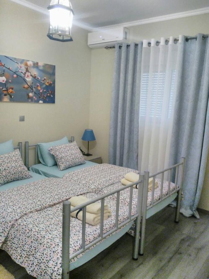 Petro'S Apartment Korce Esterno foto